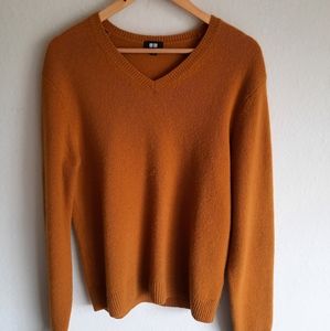 Uniqlo V-neck Wool Mustard Orange Sweater Small